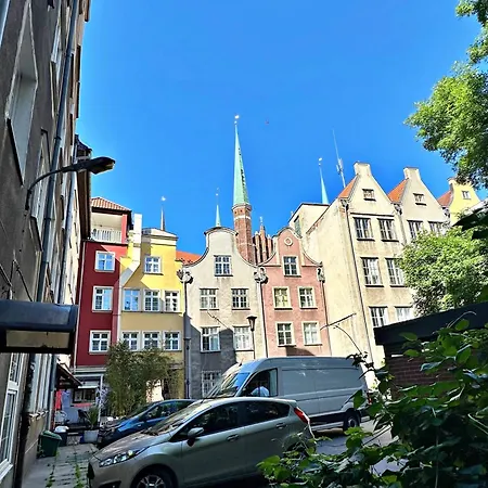 Dluga 52-53 Old Town